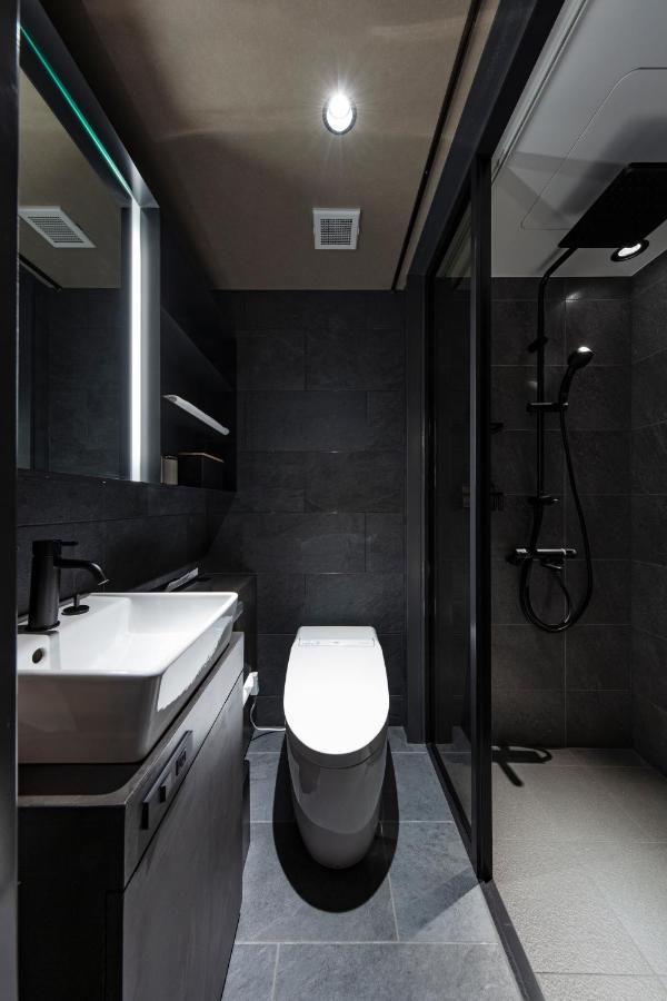 Hotel Tou Nishinotoin Kyoto Bagian luar foto