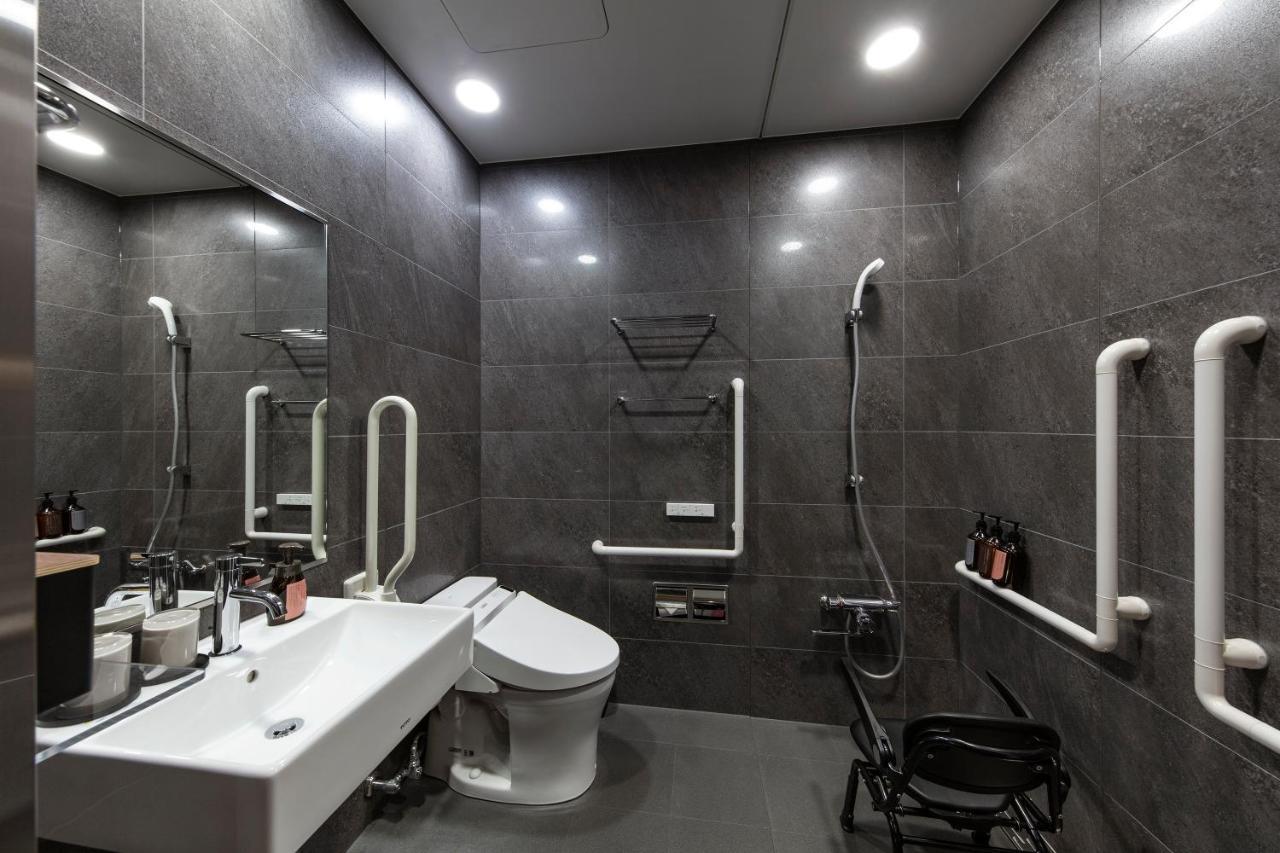Hotel Tou Nishinotoin Kyoto Bagian luar foto